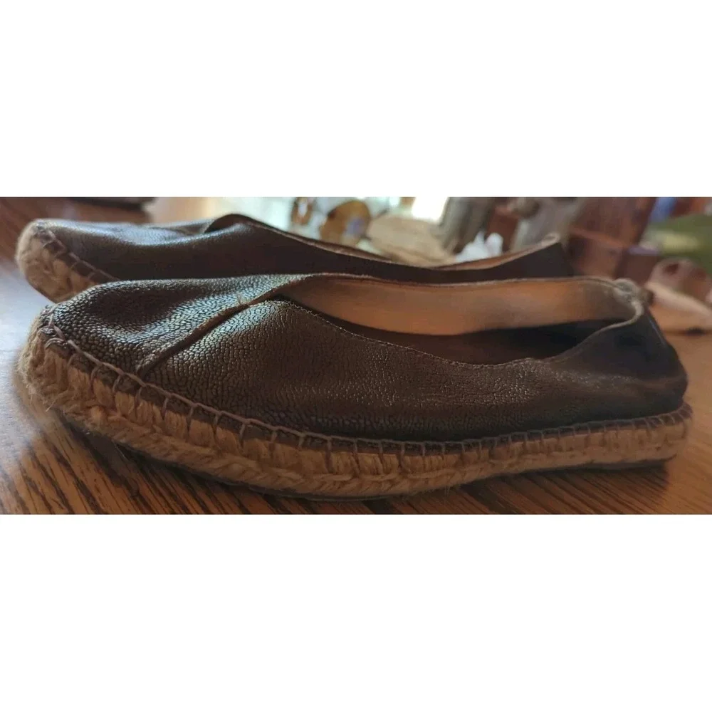 Pretty Fabiolas Womens Size US 9 Gold Shimmer Leather Espadrille Shoes‎ Slip On